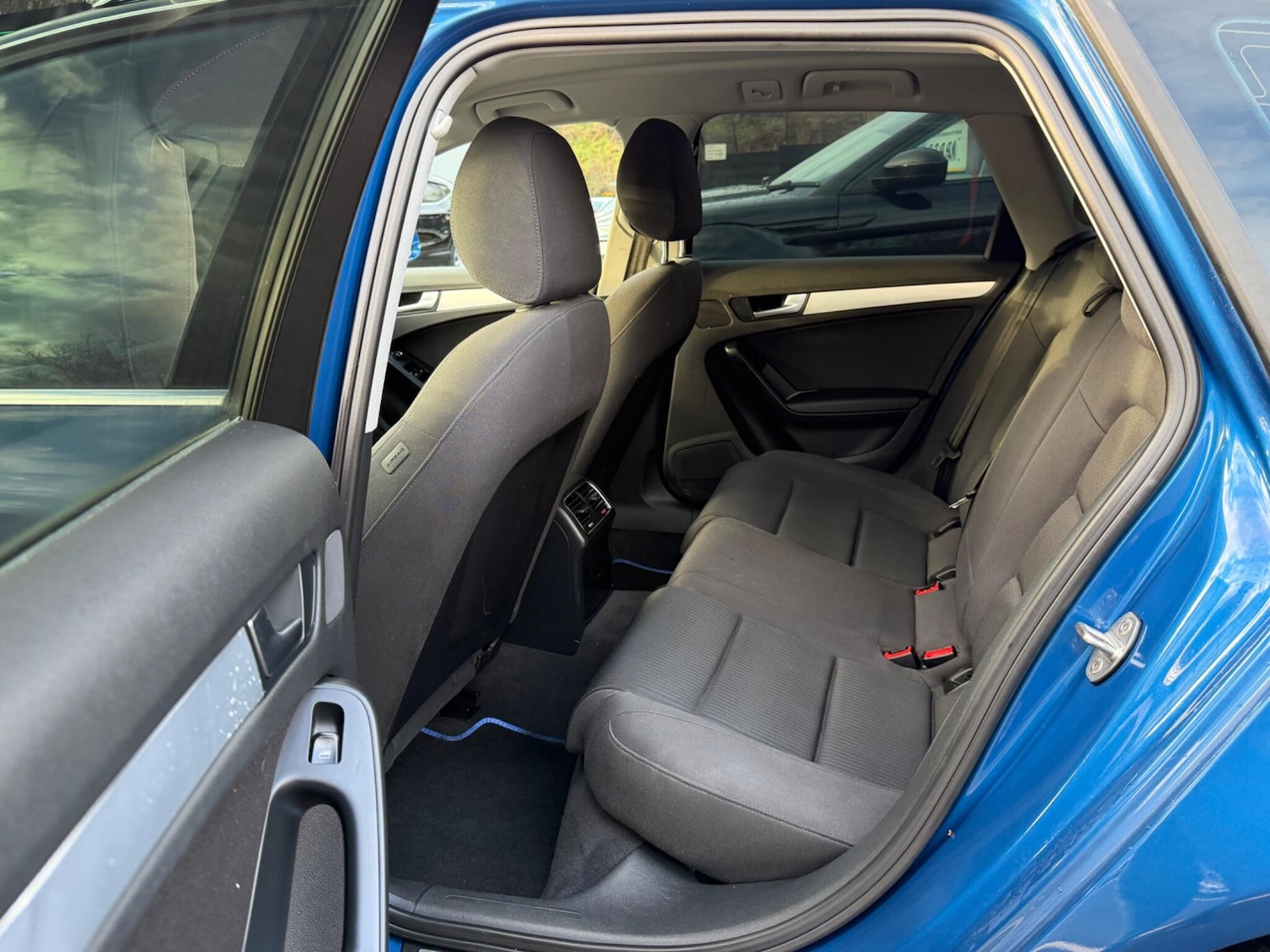 Used Audi A4 2011 for sale - 77586343: Photo 13