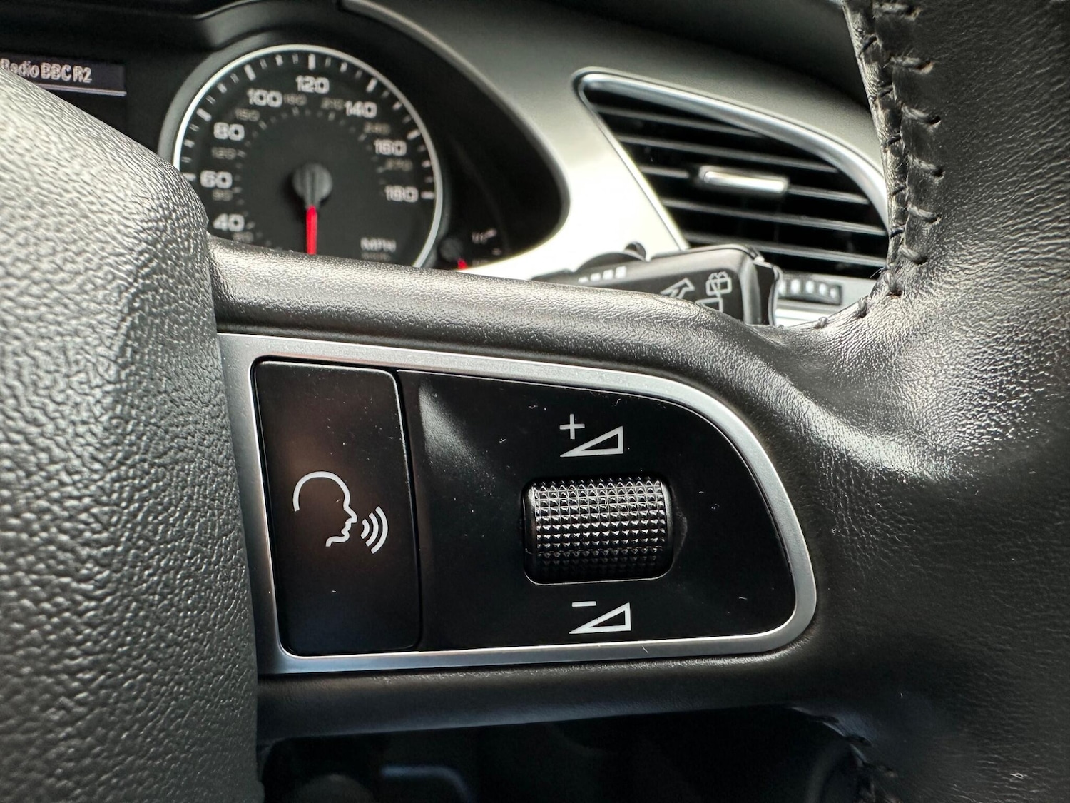 Used Audi A4 2011 for sale - 77586343: Photo 39