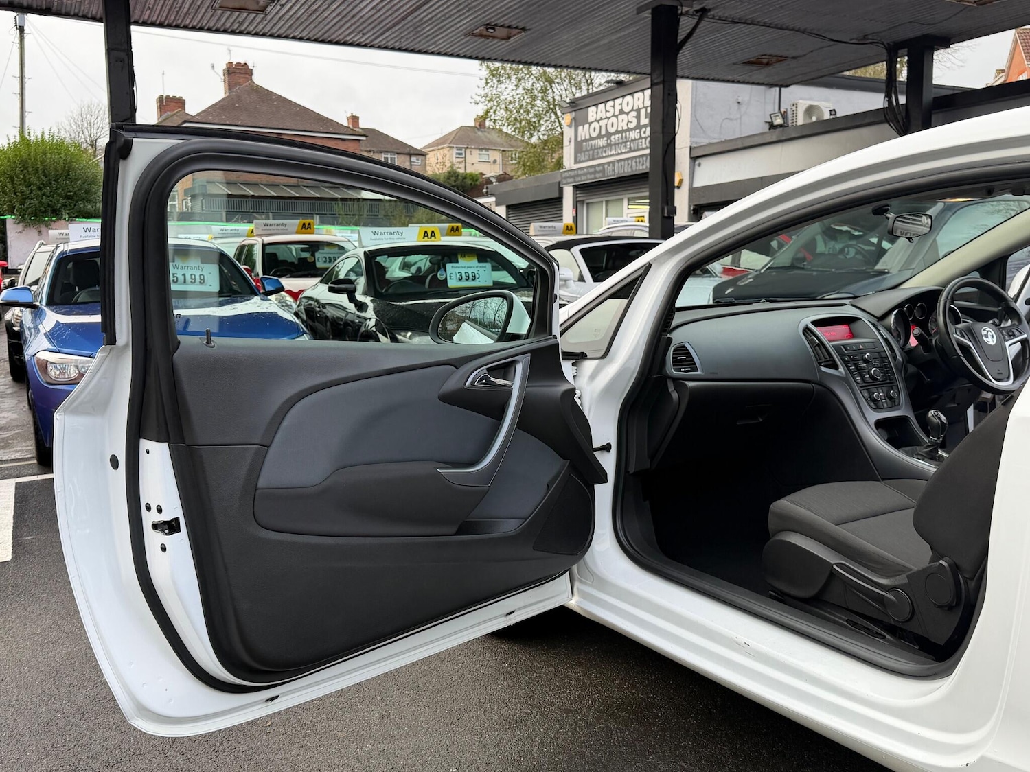 Used Vauxhall Astra GTC 2013 for sale - 76701140: Photo 15