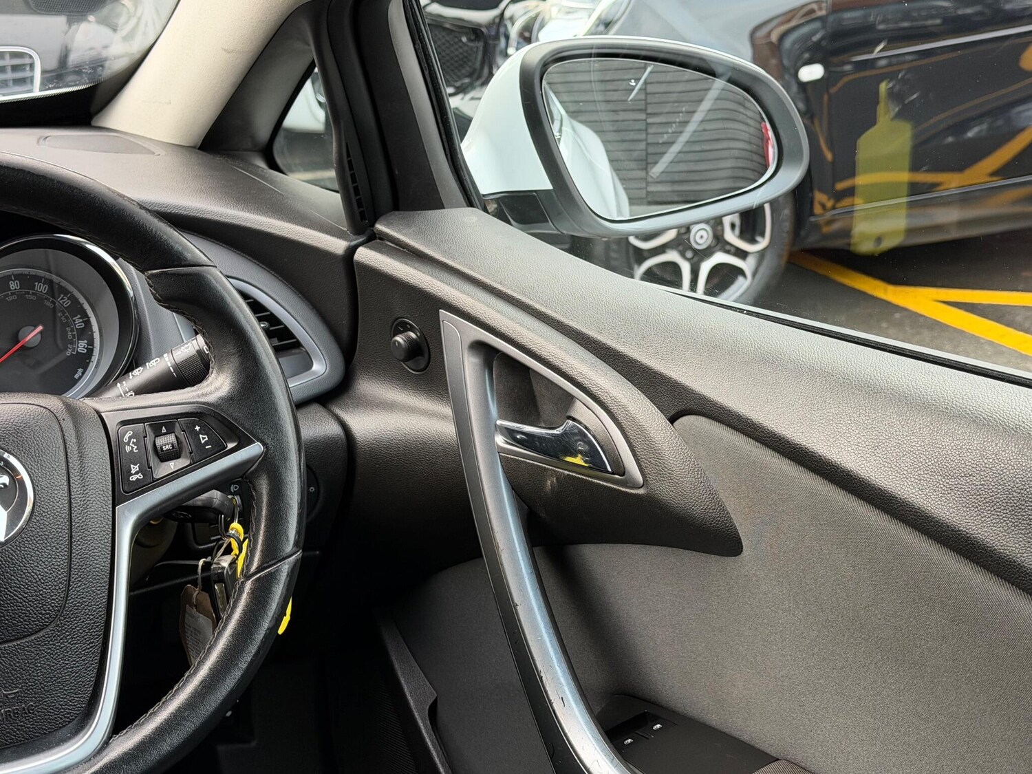 Used Vauxhall Astra GTC 2013 for sale - 76701140: Photo 80