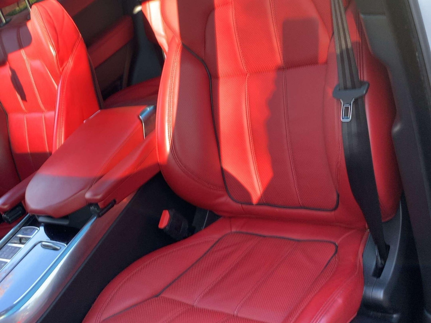 Used Land Rover Range Rover Sport 2016 for sale - 76850294: Photo 16