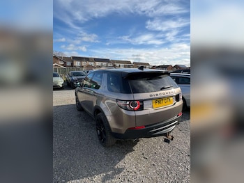 Used Land Rover Discovery Sport 2017 for sale - 78148262: Photo