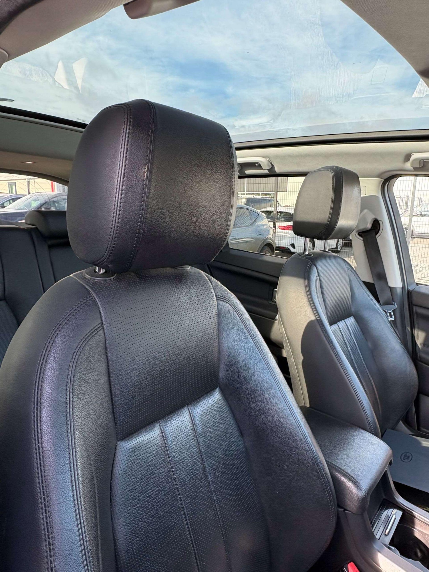 Used Land Rover Discovery Sport 2017 for sale - 78148262: Photo 5