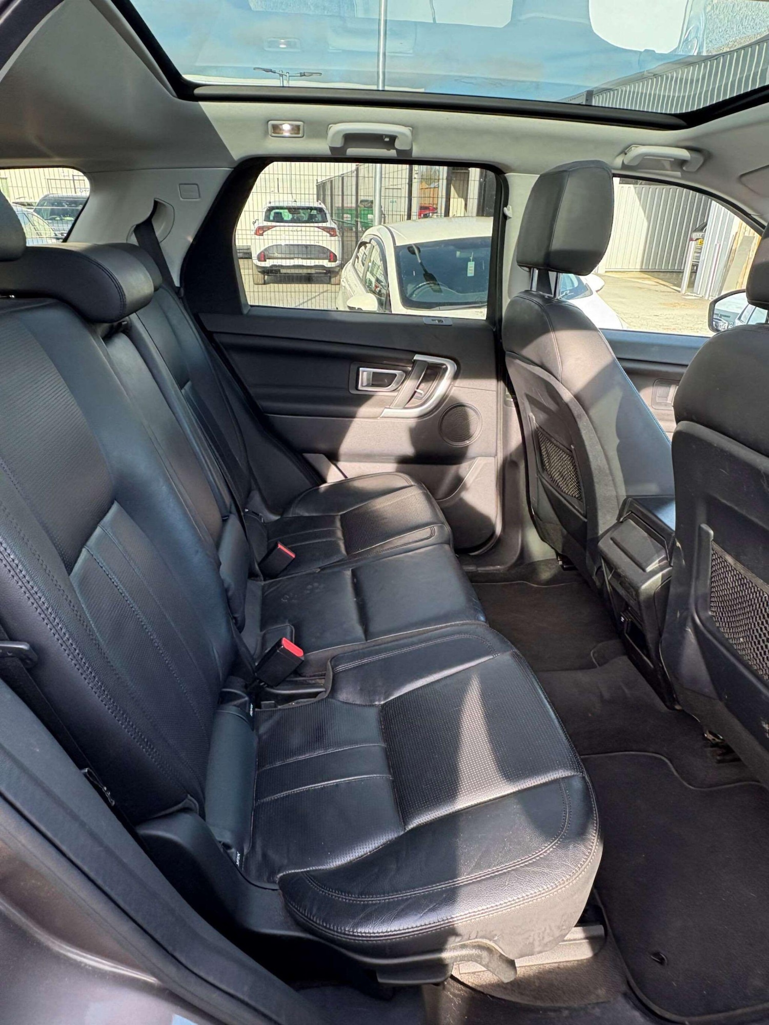 Used Land Rover Discovery Sport 2017 for sale - 78148262: Photo 6