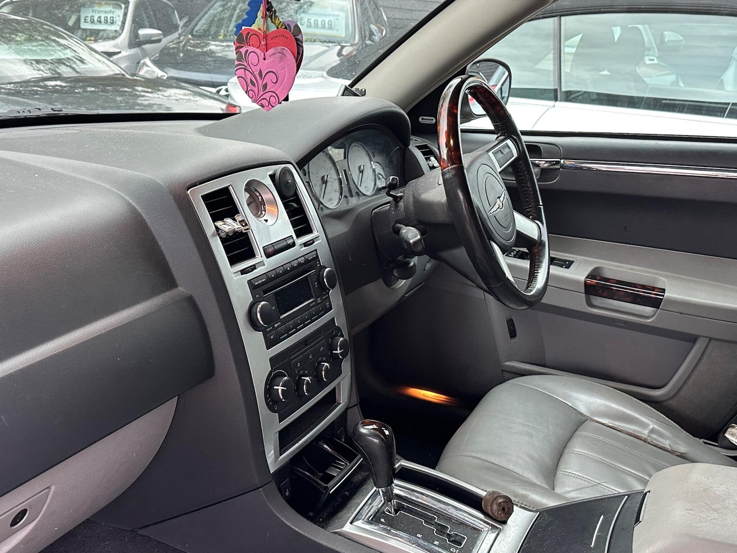 Used Chrysler 300C 2007 for sale - 76360604: Photo 10