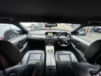 Used Mercedes-Benz E-Class 2010 for sale - 75115068: Photo