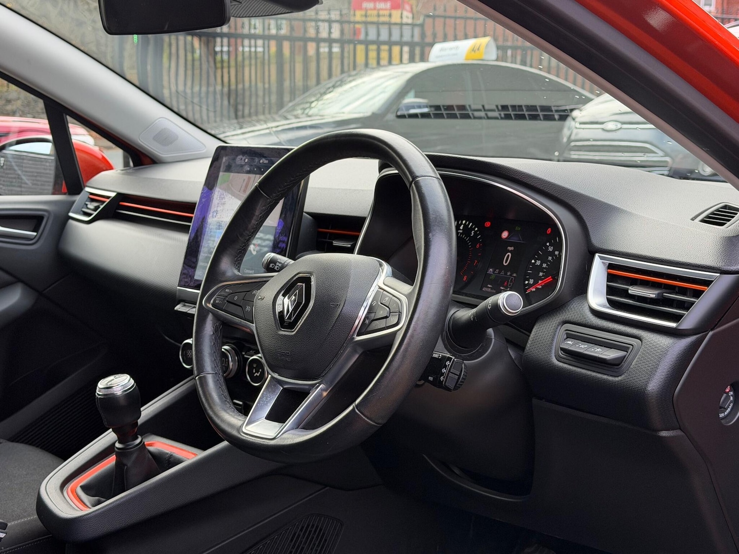 Used Renault Clio 2020 for sale - 76597153: Photo 20
