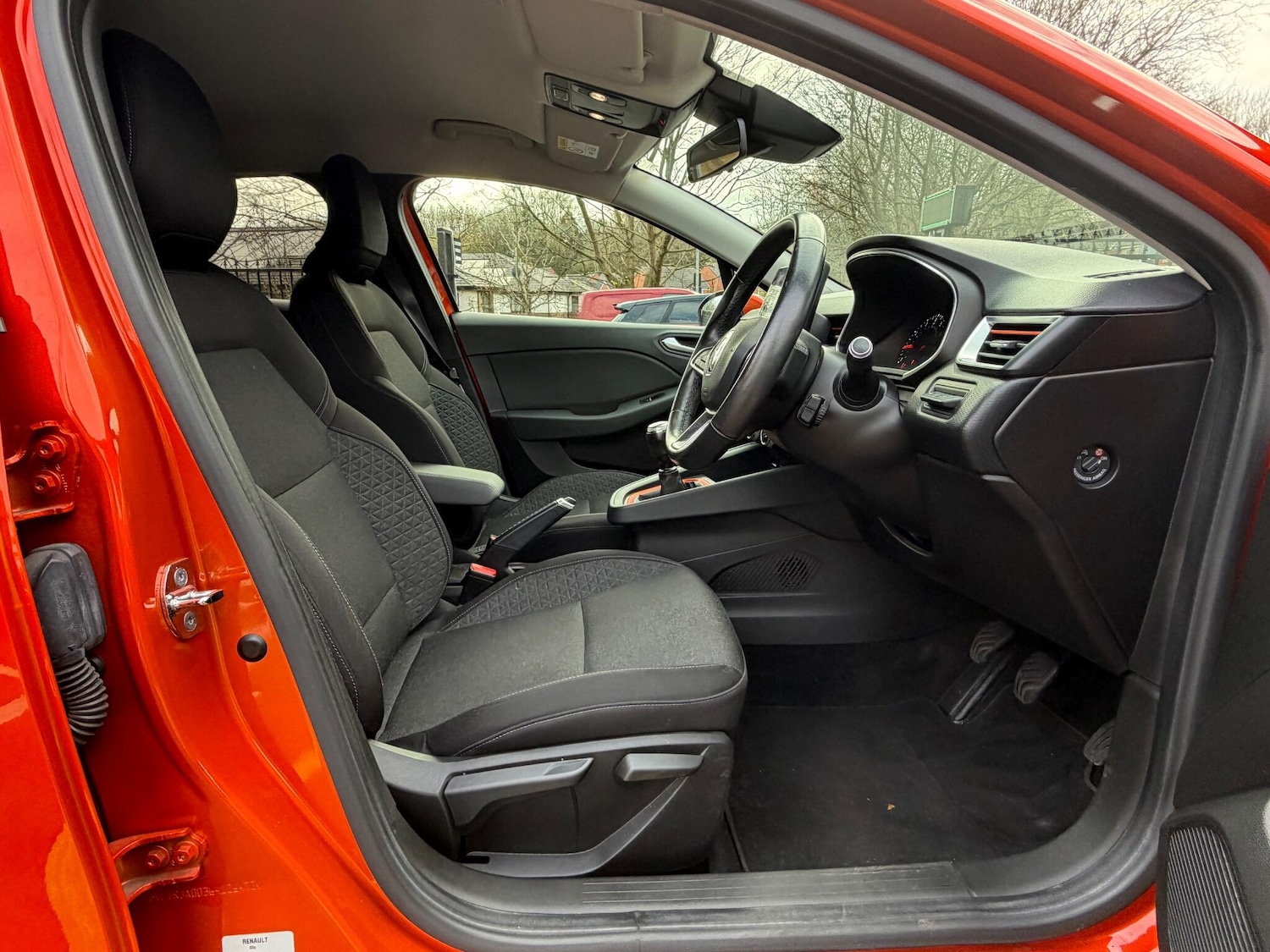 Used Renault Clio 2020 for sale - 76597153: Photo 23