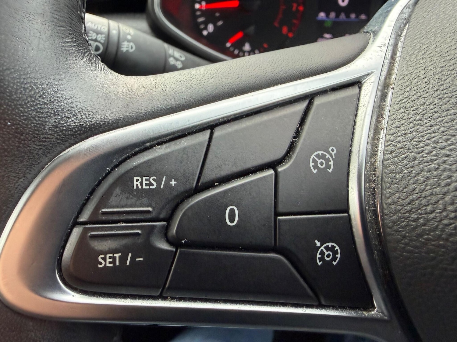 Used Renault Clio 2020 for sale - 76597153: Photo 29