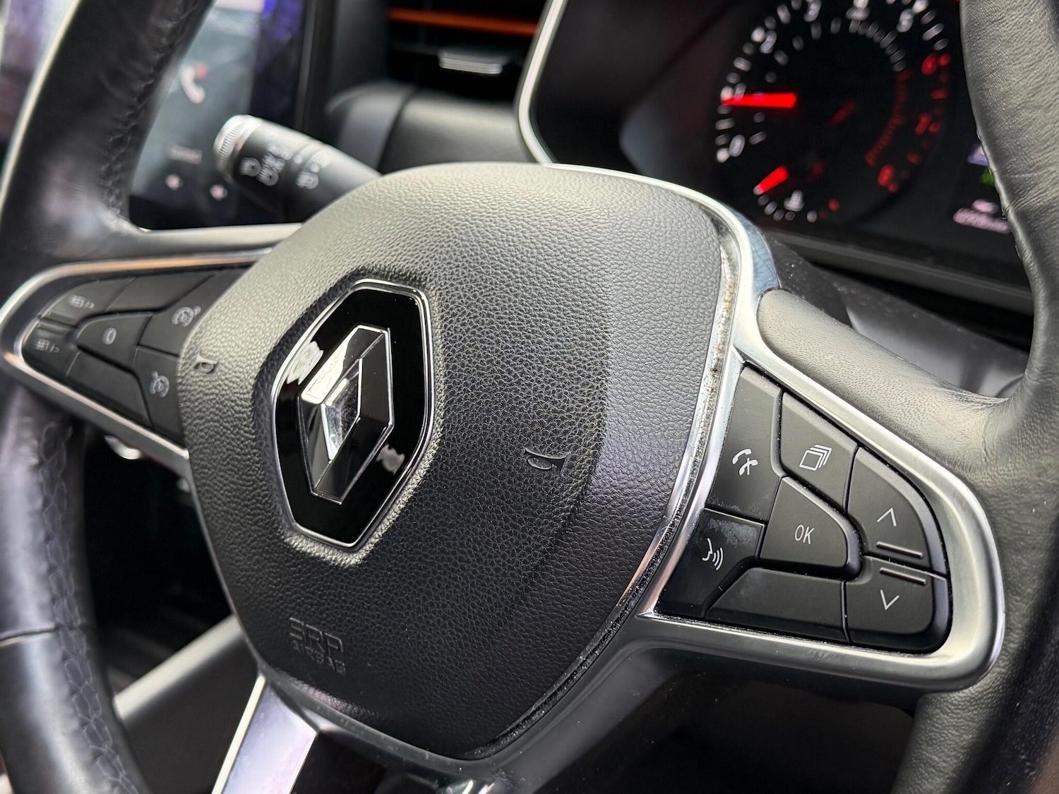 Used Renault Clio 2020 for sale - 76597153: Photo 37