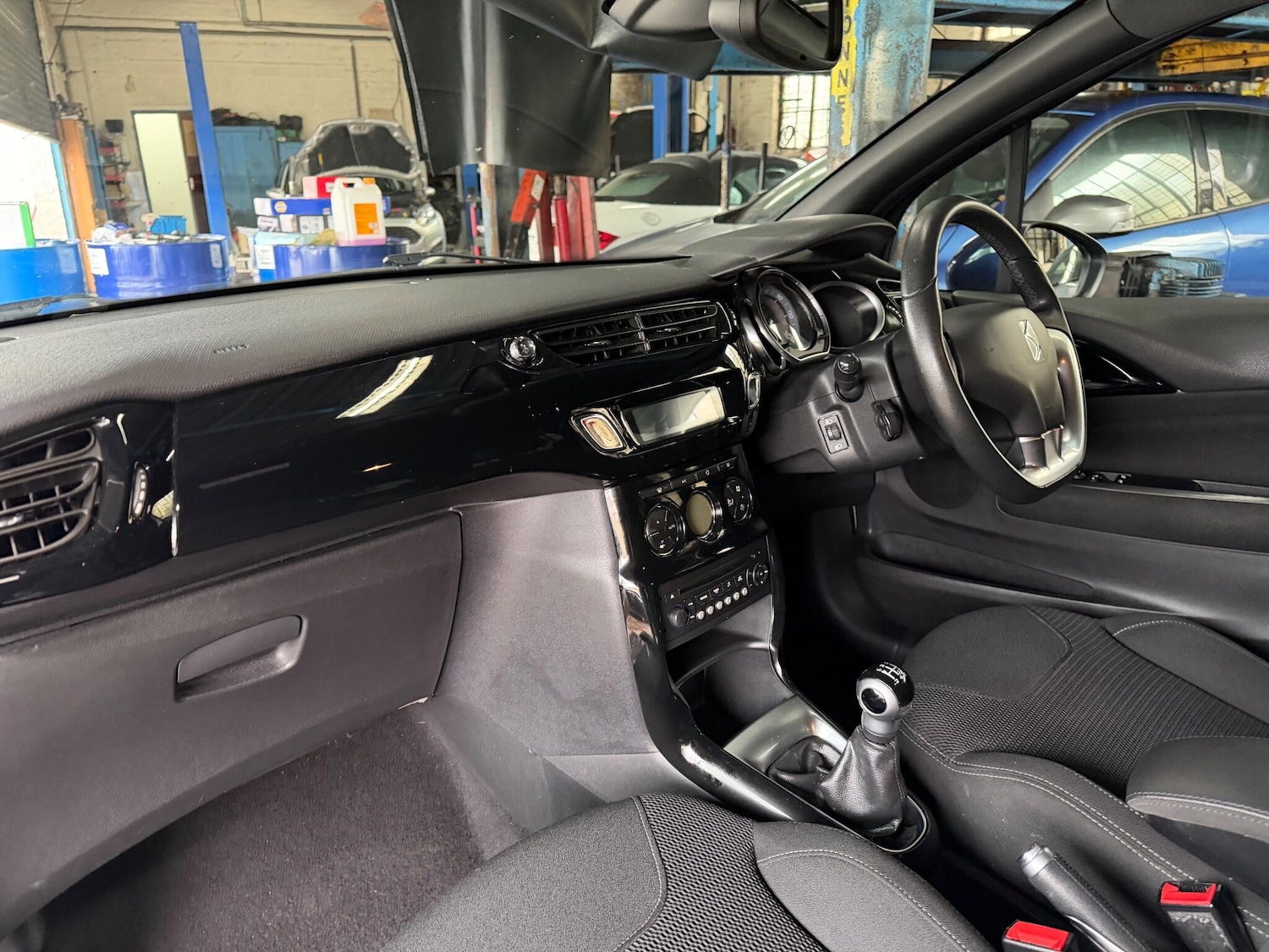 Used Citroen DS3 2014 for sale - 76671547: Photo 4