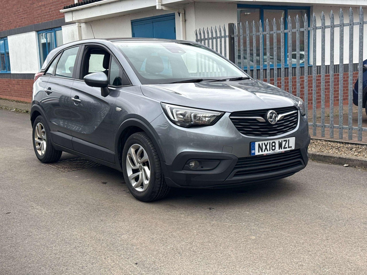 Used Vauxhall Crossland X 2018 for sale - 78205208: Photo 1