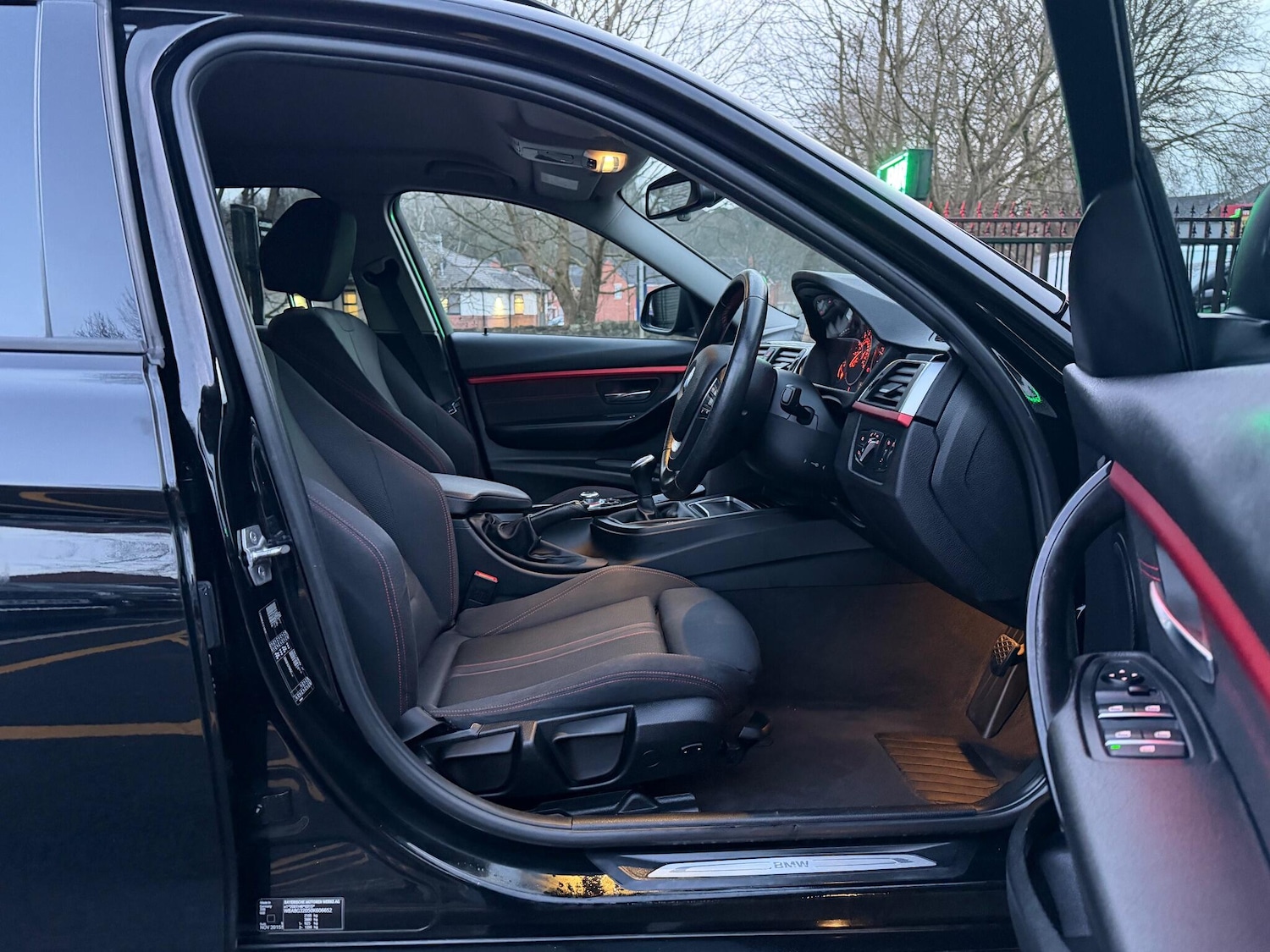 Used BMW 3 Series 2015 for sale - 77155687: Photo 28