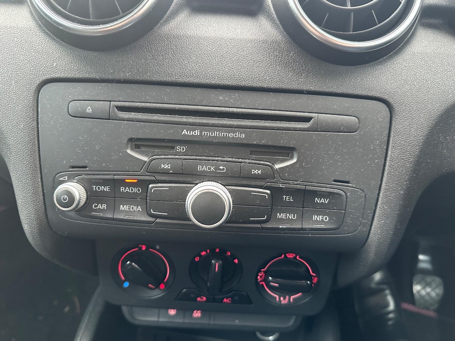 Used Audi A1 2012 for sale - 77266859: Photo 8