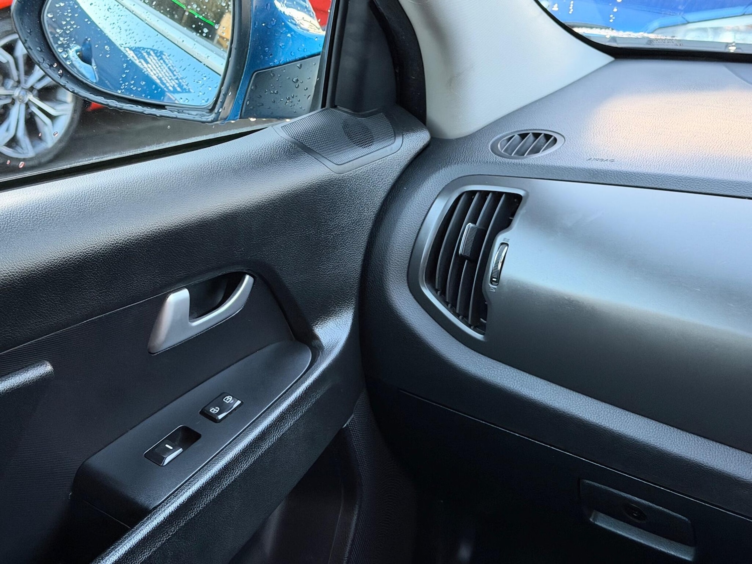 Used Kia Sportage 2012 for sale - 76658955: Photo 46