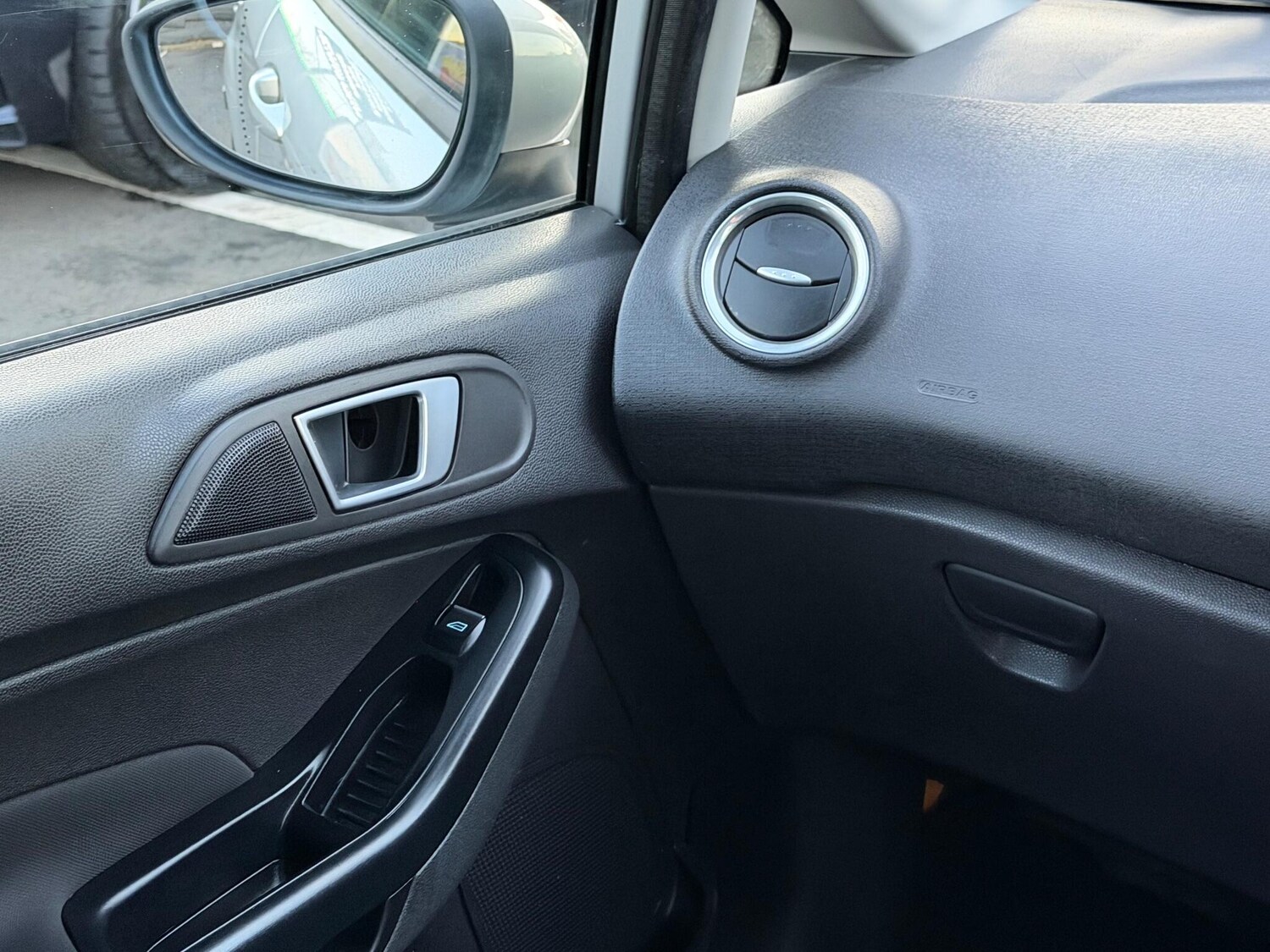 Used Ford Fiesta 2014 for sale - 76645777: Photo 32