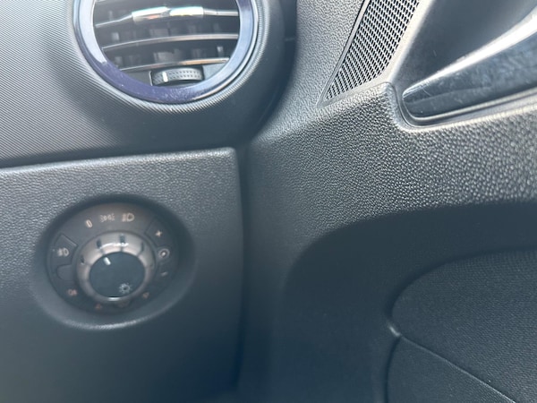 Used Vauxhall Corsa 2008 for sale - 76238929: Photo 30