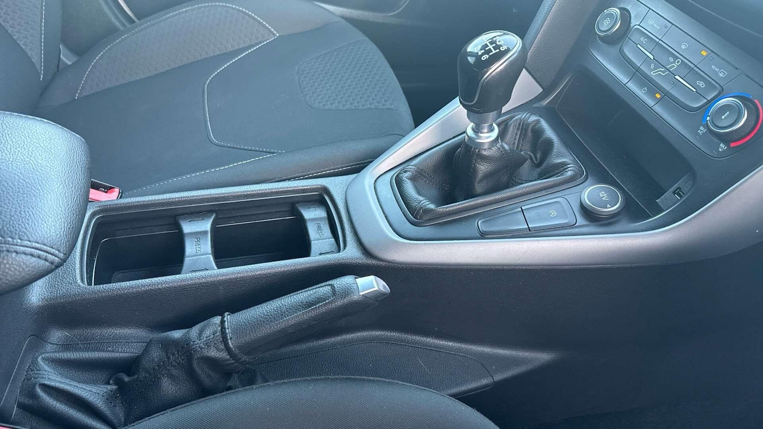 Used Ford Focus 2016 for sale - 76913697: Photo 15