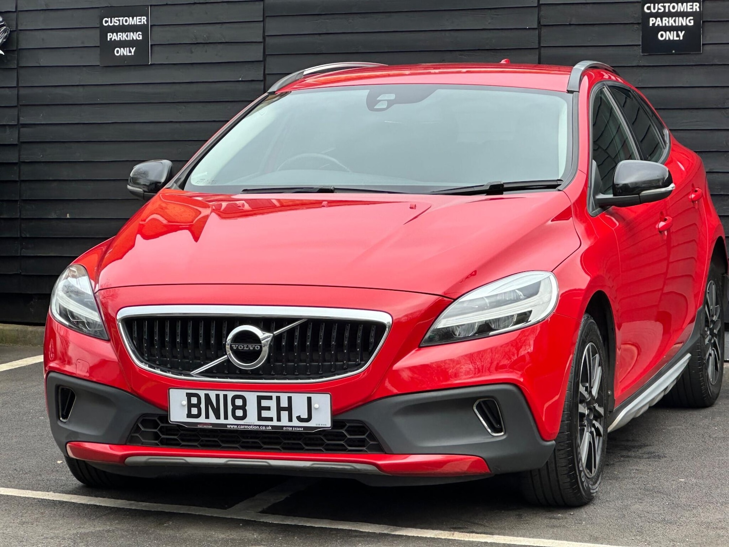 Used Volvo V40 Cross Country for sale - 78135991: Photo 15