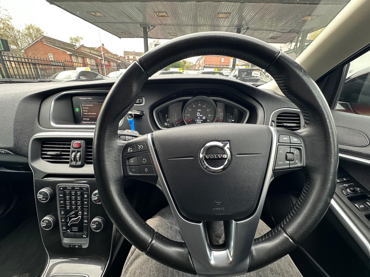 Used Volvo V40 Cross Country for sale - 78135991: Photo 49
