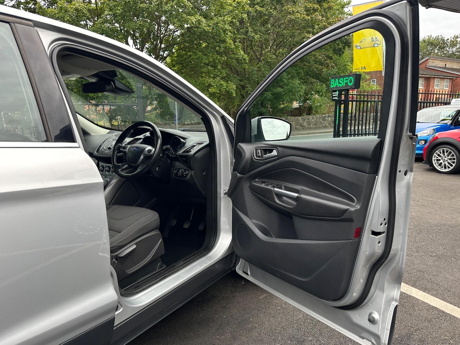Vehicle 28