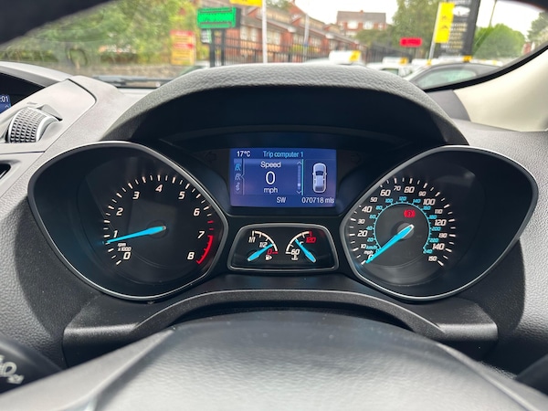 Used Ford Kuga 2015 for sale - 75657912: Photo 35