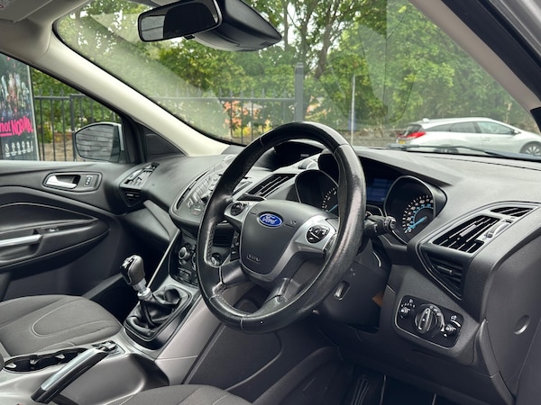 Used Ford Kuga 2015 for sale - 75657912: Photo 74