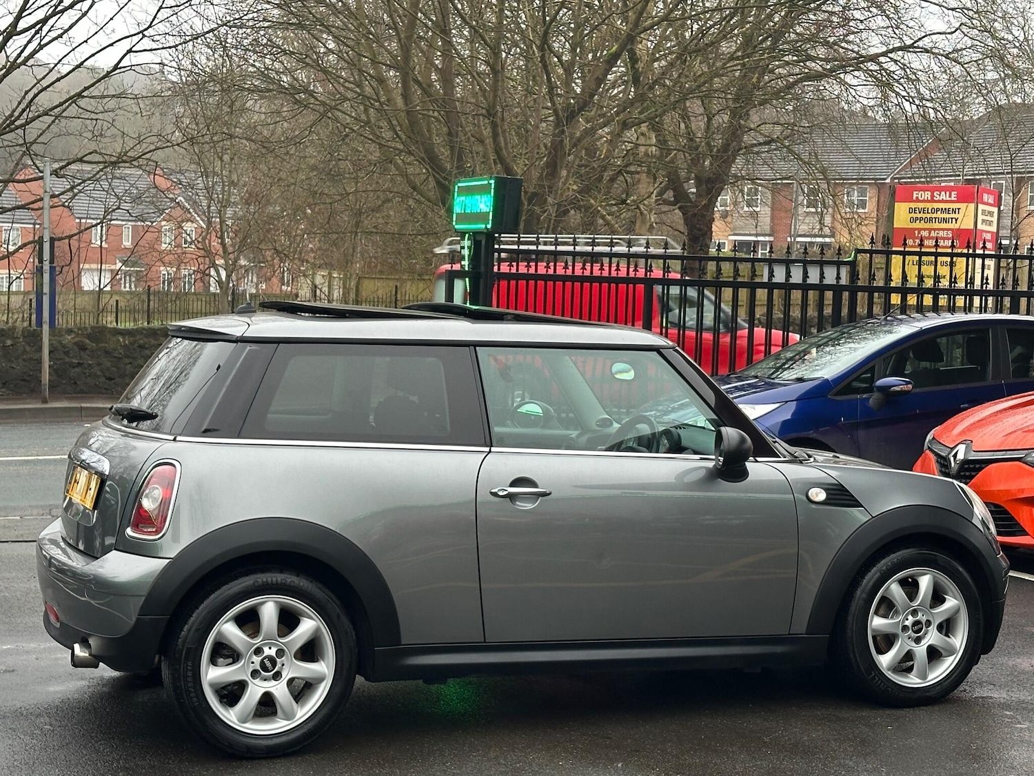 Used MINI Hatch 2010 for sale - 77120165: Photo 12