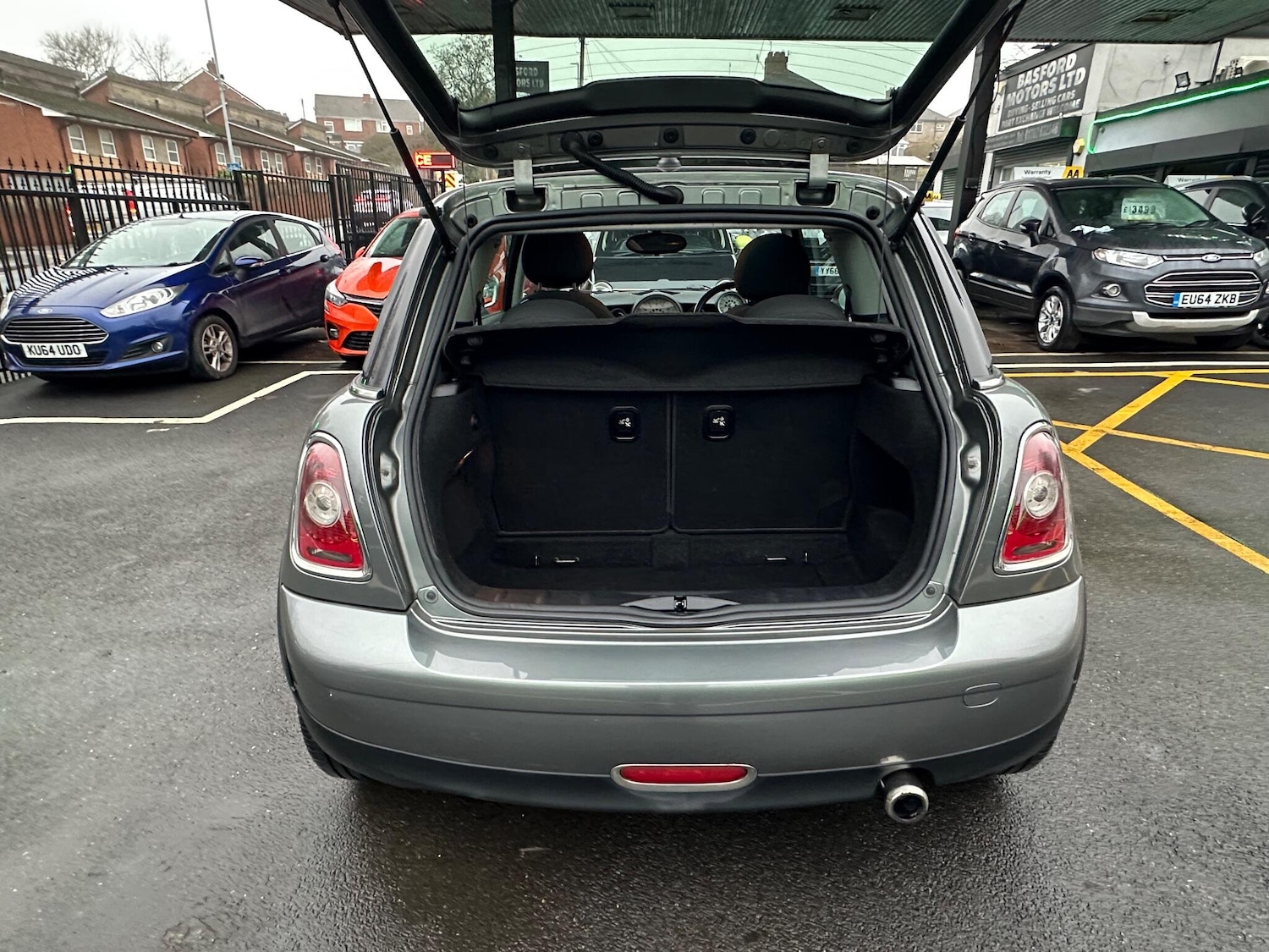 Used MINI Hatch 2010 for sale - 77120165: Photo 28