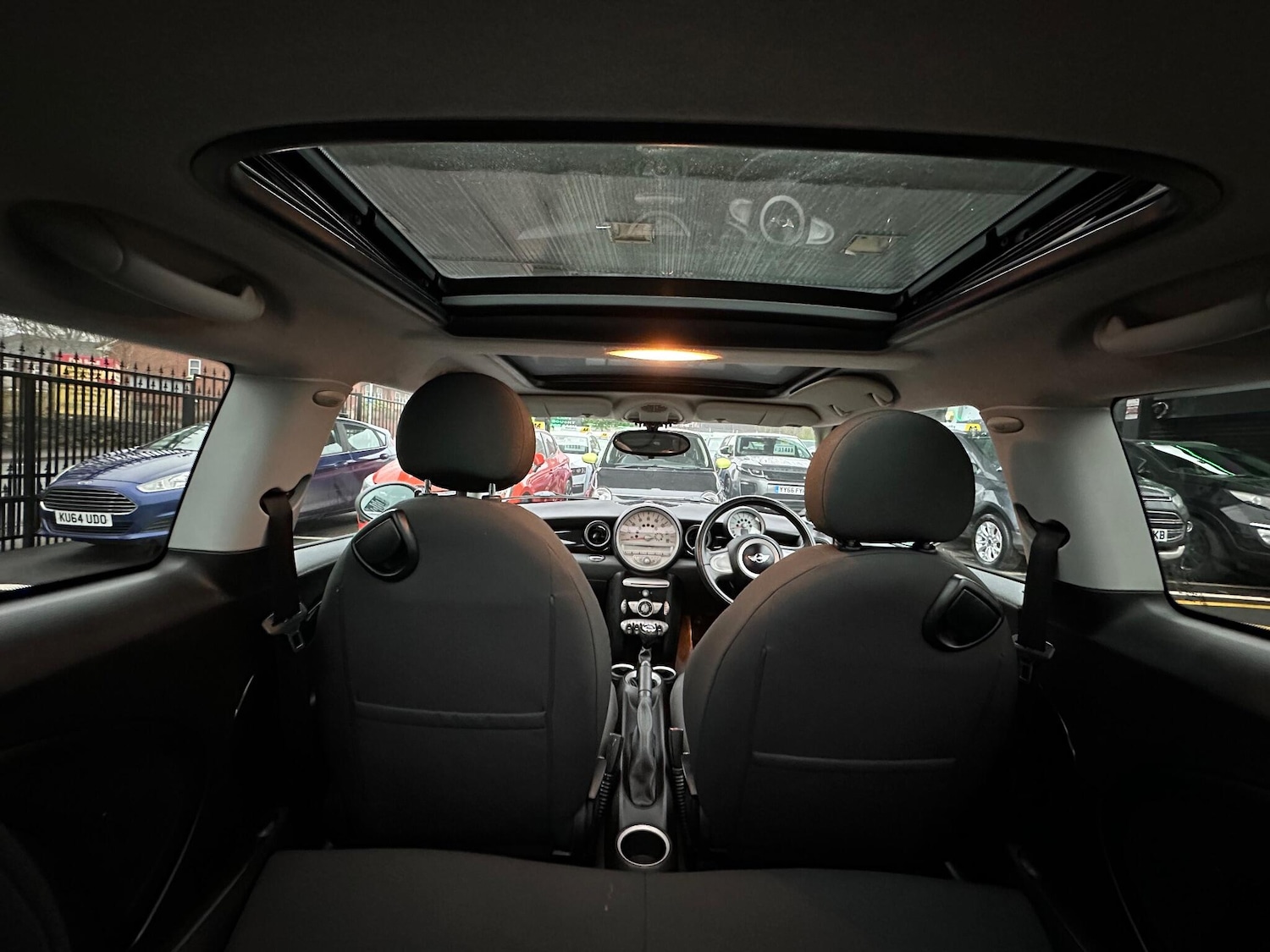 Used MINI Hatch 2010 for sale - 77120165: Photo 37