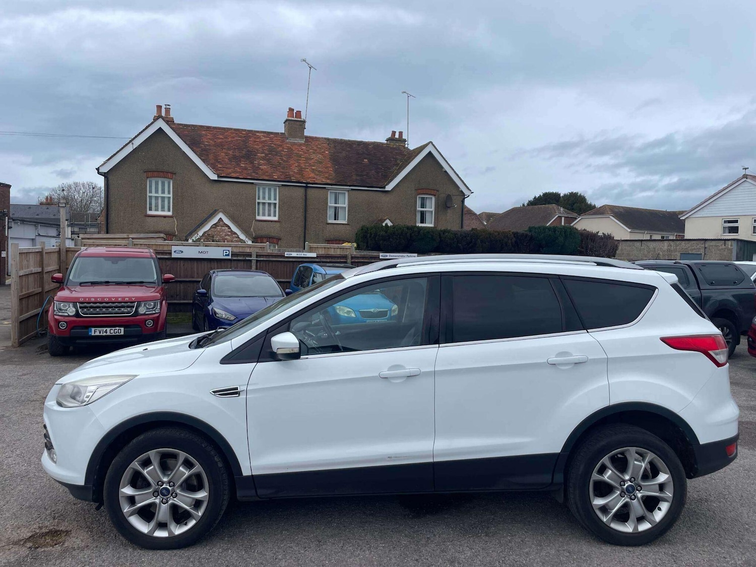 Used Ford Kuga 2014 for sale - 77799083: Photo 2