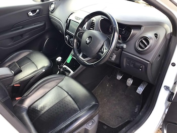 Used Renault Captur 2017 for sale - 78548491: Photo