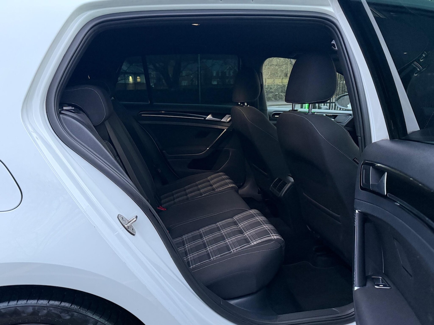 Used Volkswagen Golf 2015 for sale - 77156369: Photo 16