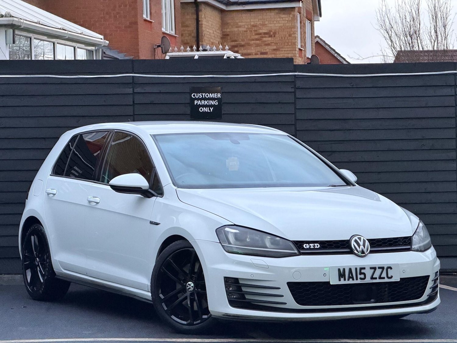 Used Volkswagen Golf 2015 for sale - 77156369: Photo 24