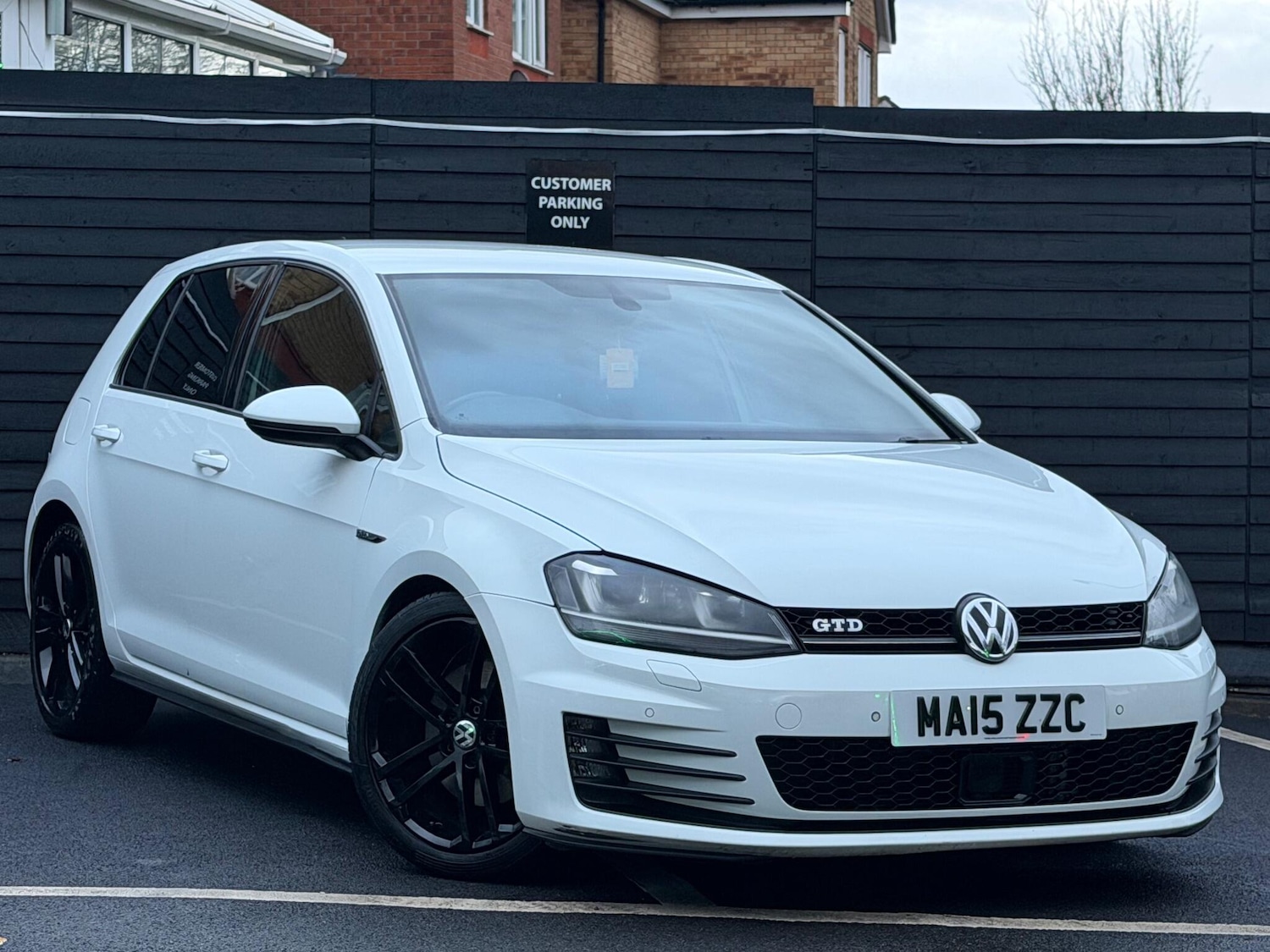 Used Volkswagen Golf 2015 for sale - 77156369: Photo 32