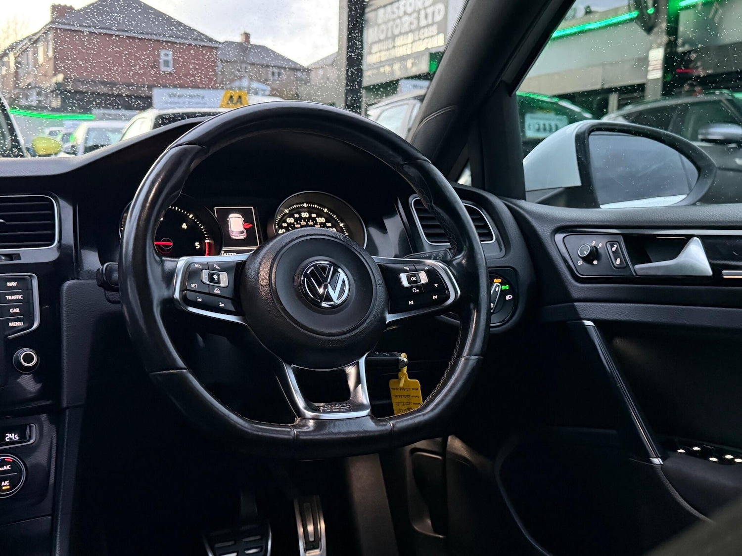 Used Volkswagen Golf 2015 for sale - 77156369: Photo 42