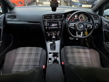 Used Volkswagen Golf 2015 for sale - 77156369: Photo