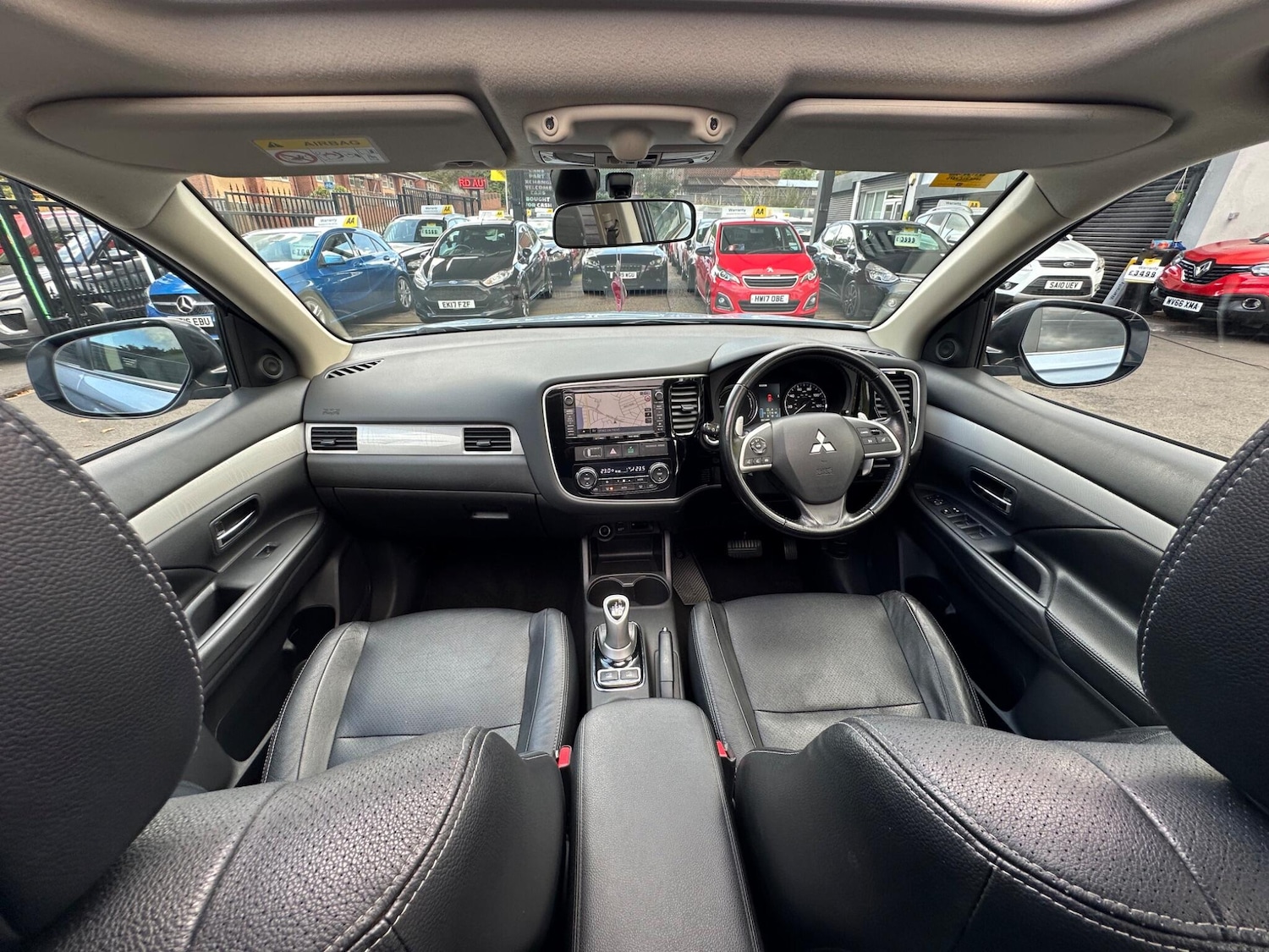 Used Mitsubishi Outlander 2015 for sale - 76024703: Photo 24