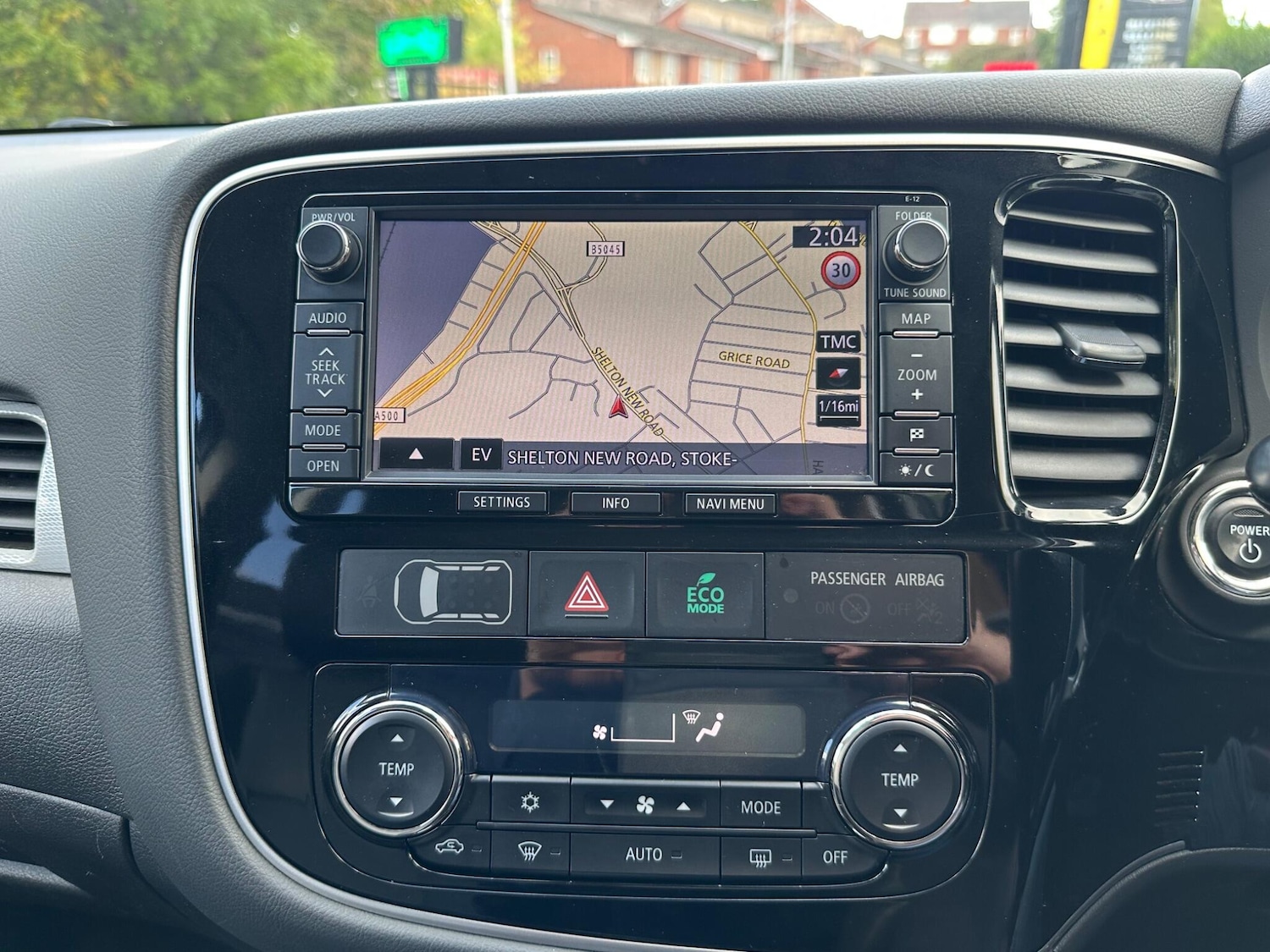 Used Mitsubishi Outlander 2015 for sale - 76024703: Photo 36