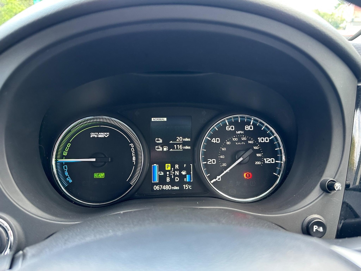 Used Mitsubishi Outlander 2015 for sale - 76024703: Photo 37