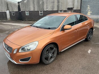 (12) - 2.0 D4 SE Lux Euro 5 (s/s) 4dr