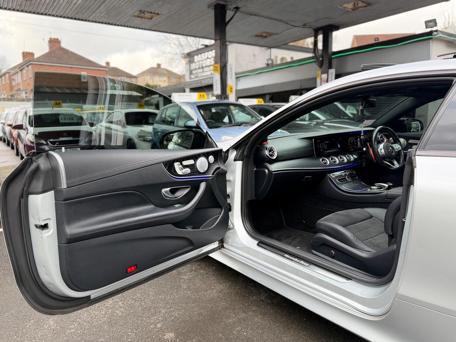 Used Mercedes-Benz E Class for sale - 77657850: Photo 22