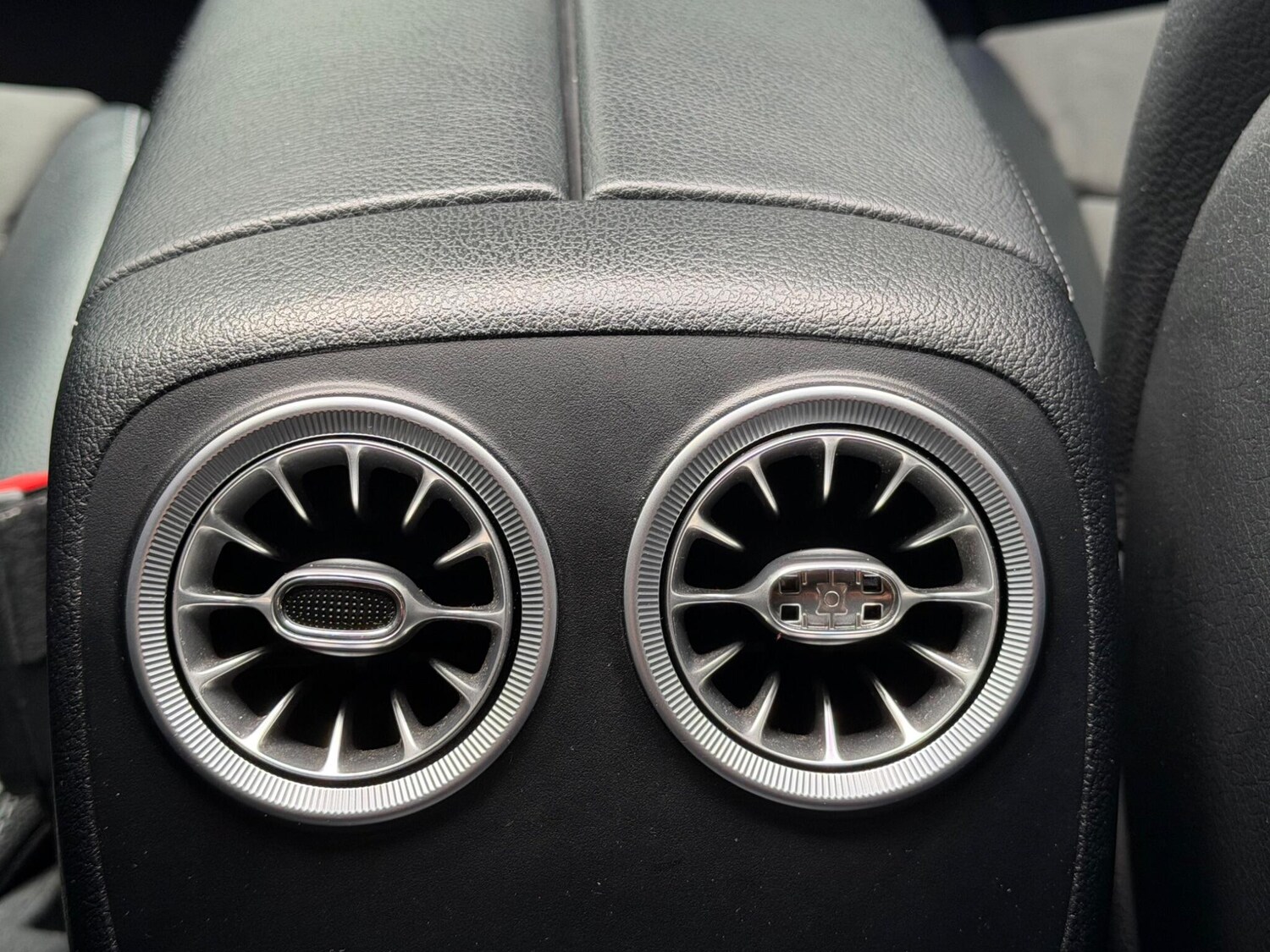 Used Mercedes-Benz E Class for sale - 77657850: Photo 57