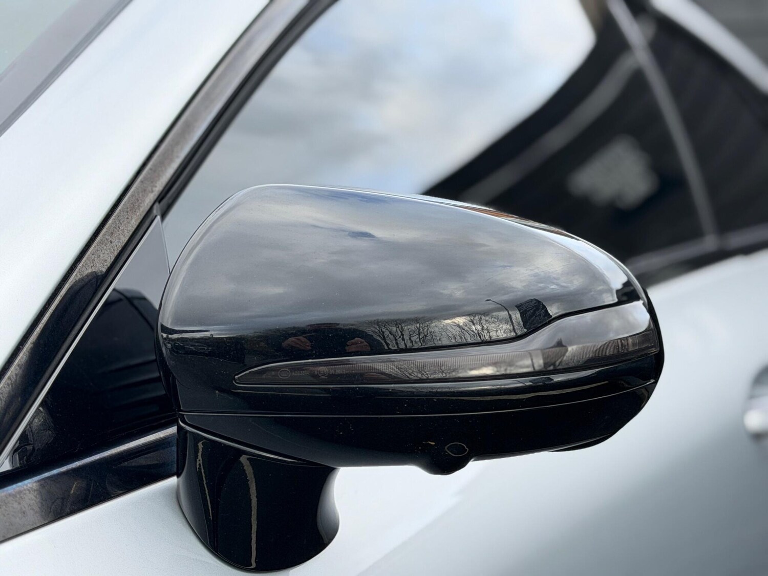 Used Mercedes-Benz E Class for sale - 77657850: Photo 76