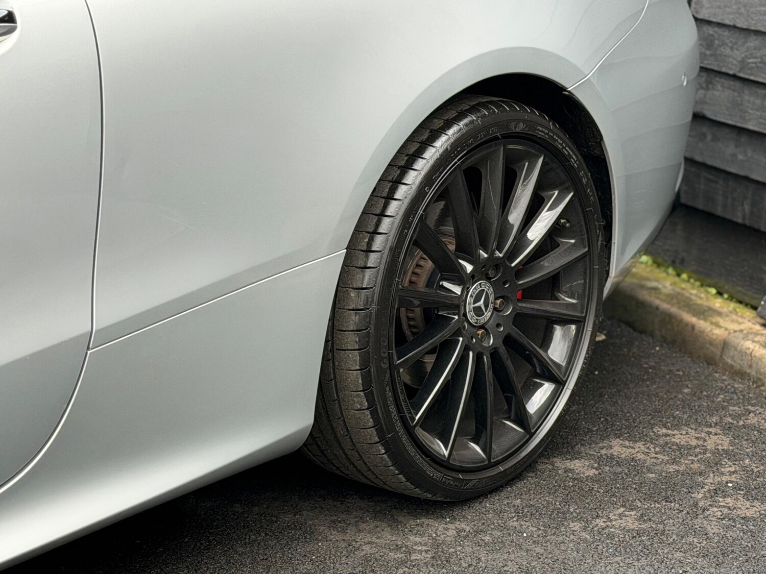 Used Mercedes-Benz E Class for sale - 77657850: Photo 85