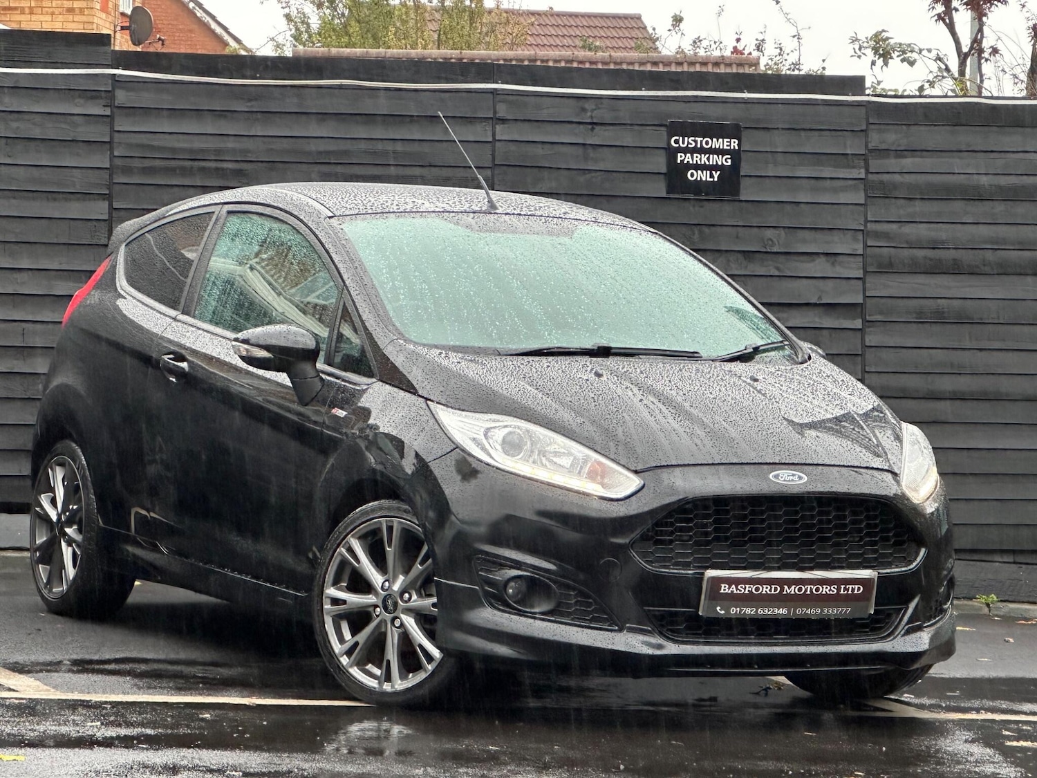 Used Ford Fiesta 2017 for sale - 76152060: Photo 18