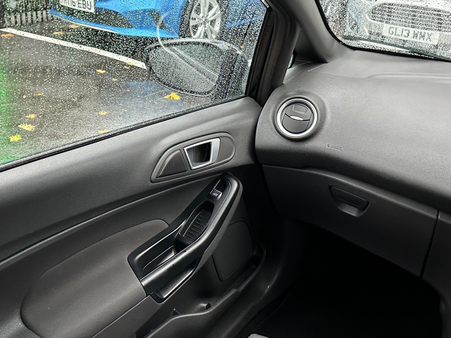 Used Ford Fiesta 2017 for sale - 76152060: Photo 51