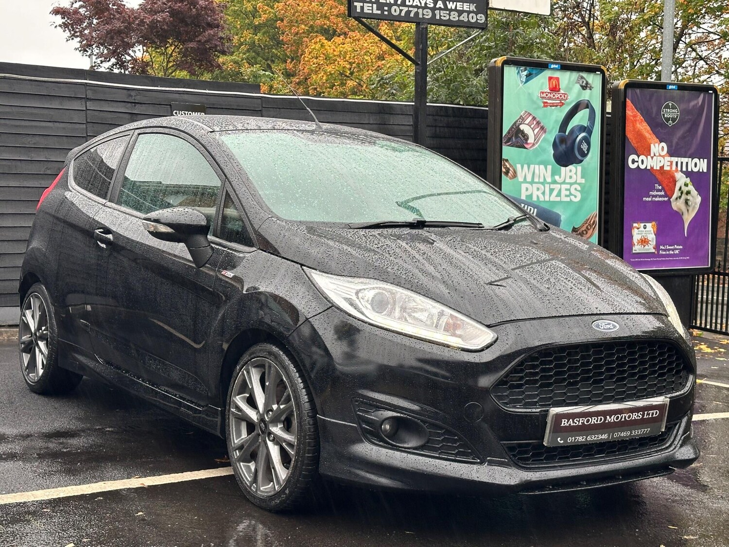 Used Ford Fiesta 2017 for sale - 76152060: Photo 8