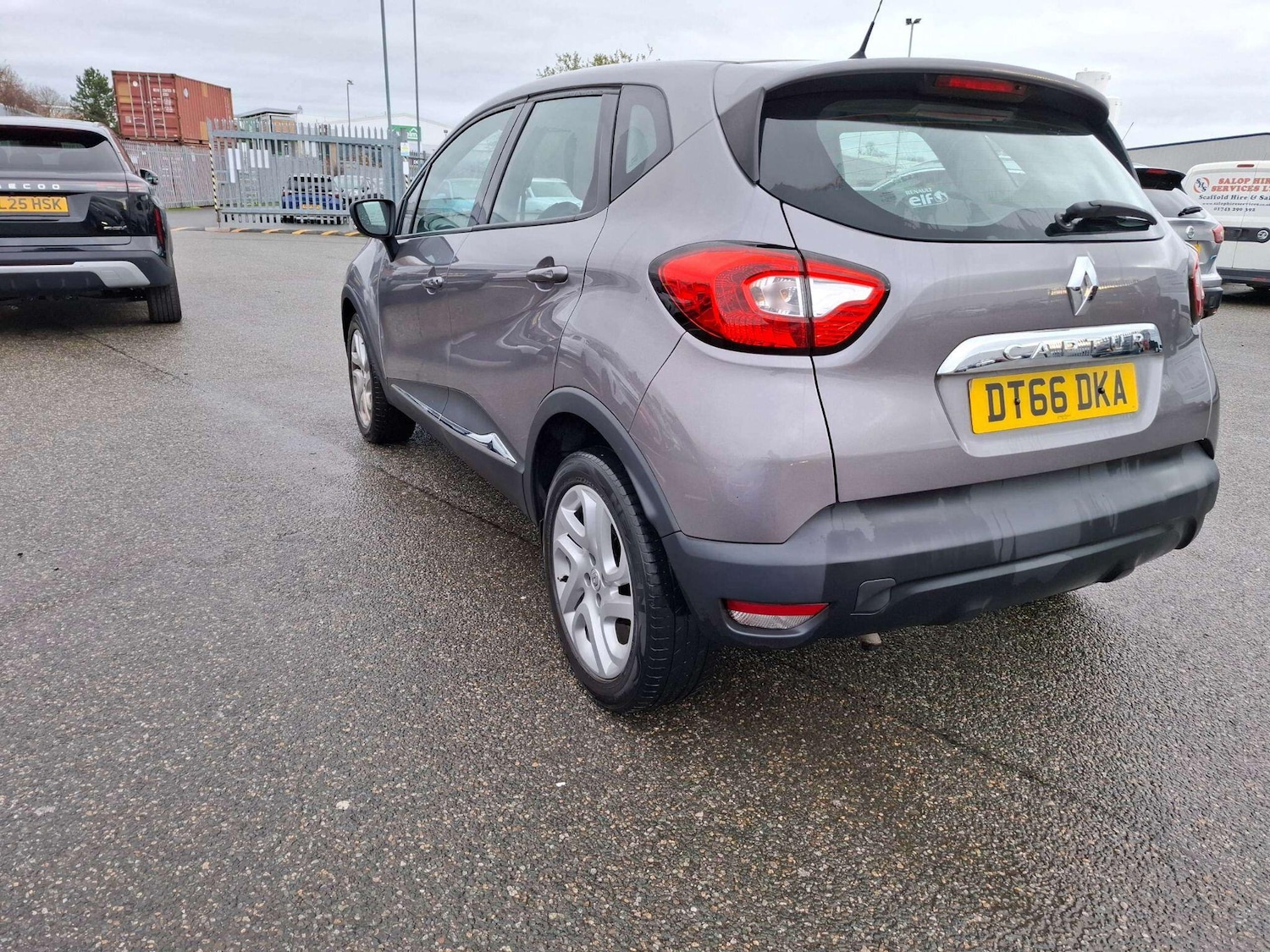 Used Renault Captur for sale - 76824715: Photo 6