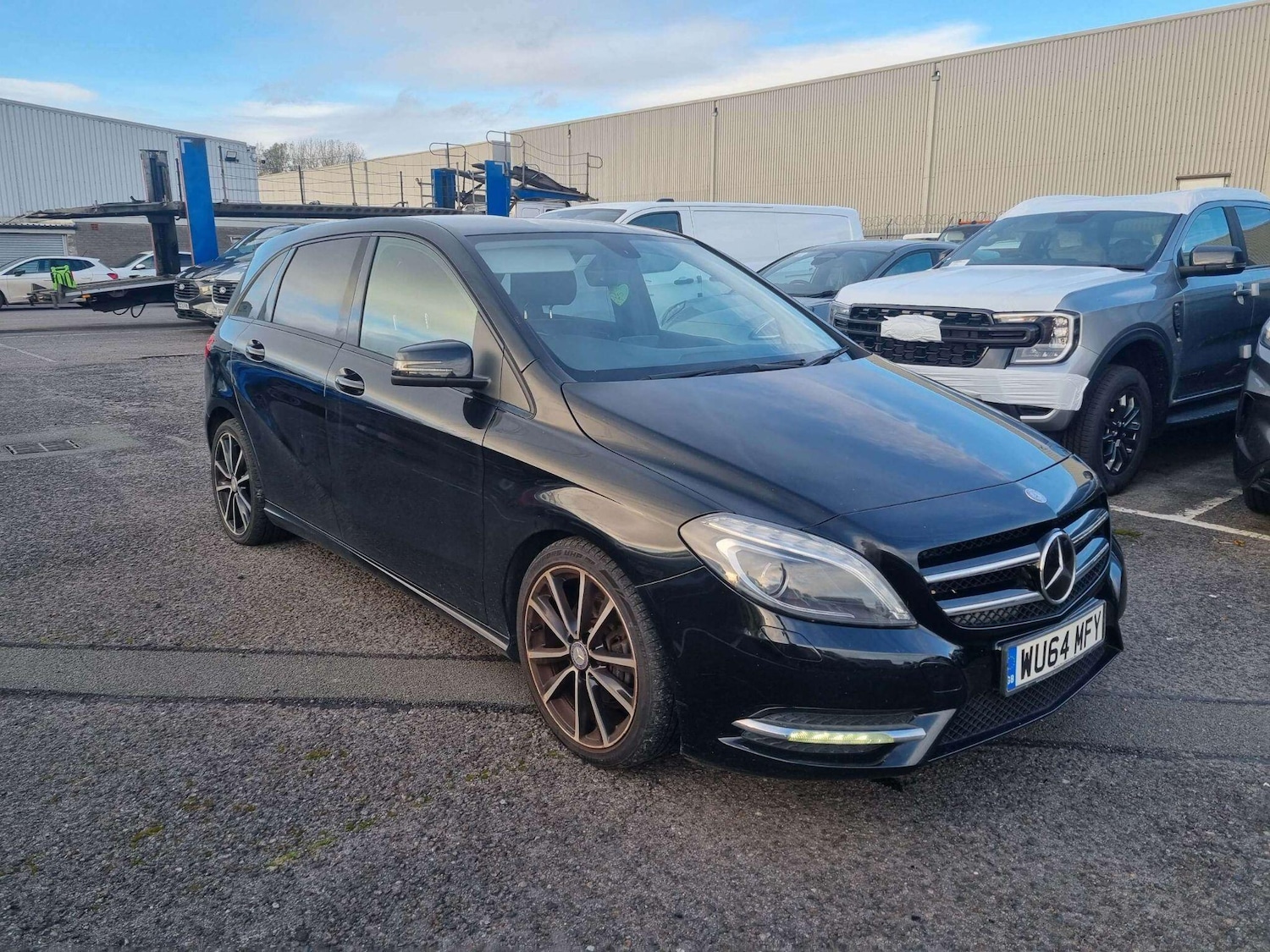 Used Mercedes-Benz B Class 2014 for sale - 76424086: Photo 1